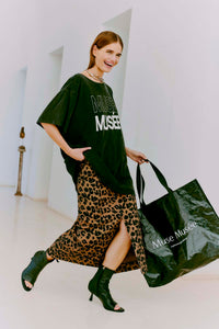 CMMUSE - LOGO TEE IN GRAU